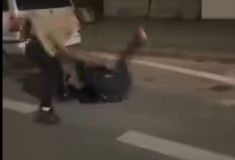 Hrůzná rvačka v pátek večer v centru Slaného. Muži zde mlátili ženy na ulici