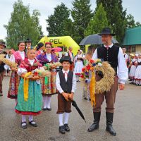 Na Zemi živitelku vyrazte výhodně vlakem