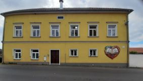 V jiném město to nenajdete. Buštěhrad má stezku s mozaikami, vznikla jen díky místním