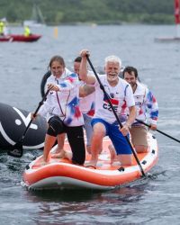 Obrazem od sousedů: Prezident Petr Pavel zavítal na olympijský festival, zastřílel si z luku a házel oštěpem