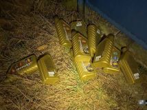 Třikrát navštívili v noci benzinu v Kročehlavech, třikrát kradli