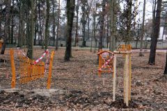 Obrazem: Na Sletišti vzniká nová odpočinková zóna s herními prvky pro děti