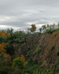 Nové kříže na Slánské hoře