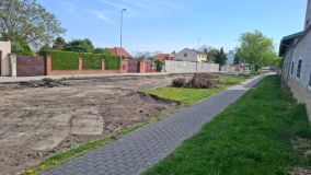 Začala dvoletá oprava průtahu Buštěhradem. Za více jak 200 milionů