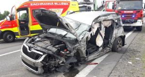 Nehoda pěti aut na silnici mezi Slaným a Velvary. Vzlétl vrtulník