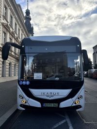 V kladenské MHD testuje Arriva další elektrobus, mezi 18 zdejšími vozy jezdí Ikarus