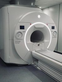 Slánská nemocnice otevřela oddělení magnetické rezonance