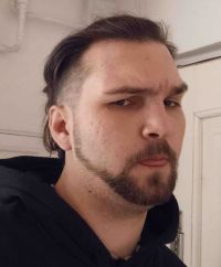 Neviděli jste Karla? Pátrá po něm pražská policie, chce se zabít kvůli lásce
