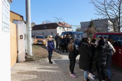 OBRAZEM: Kladenská škola E. Beneše pomohla kočičímu útulku