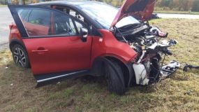 Mezi obcemi Sýkořice a Běleč došlo k havárii dvou aut. Na místě byli zranění, přistál tam vrtulník