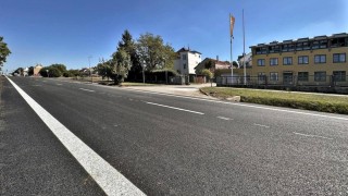Karlovarská v Praze bude plně průjezdná o týden dříve