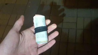 Kladeň&aacute;k odevzdal zlatou platebn&iacute; kartu!