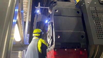 Hořelo v pek&aacute;rně La Lorraine. Hasiči zde před rokem a půl cvičili