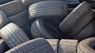 Nevíte kam se starými a nepotřebnými pneumatikami? Odevzdejte je zdarma na místo zpětného odběru