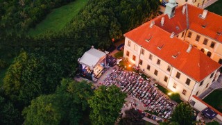 koncerty v Zahradě Kladenského zámku