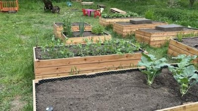 Den maminek můžete oslavit v Komunitní zahradě Velvary