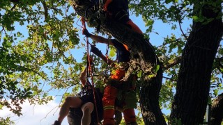 U Popovic na Berounsku spadl paraglidista