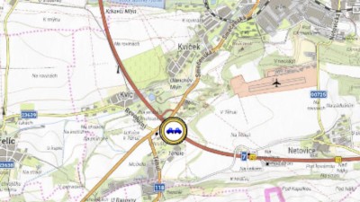 U Slaného se srazily dva náklaďáky. Řidič jednoho nepřežil. Silnice uzavřená