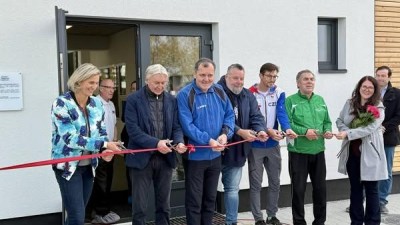 Slaný má nové sportovní zázemí s atletickým tunelem