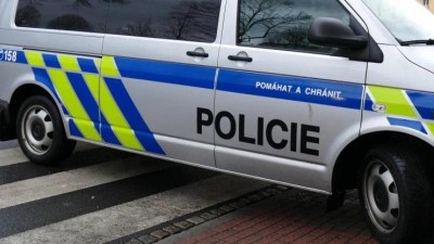 Tragédie ve Slaném: Starší muž vypadl z balkonu. Zda vlastní vůlí či cizím zaviněním, vyšetřují kriminalisté