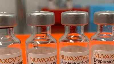 Antibiotik je dostatek, do Česka dorazila nová proteinová vakcína od společnosti Novavax