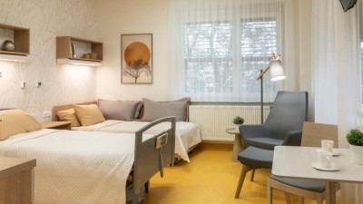 Hroz&iacute; sl&aacute;nsk&eacute; porodnici z&aacute;nik? Rod&iacute; se zde m&aacute;lo dět&iacute;