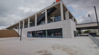 Z Kladna přímo na Masaryčku. Nové nádraží Bubny láká