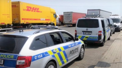 Kladenští policisté se při kontrolách zaměřili na nákladní vozidla