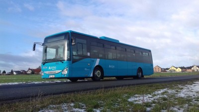 Uzavření podjezdu mezi Kněževsí a Tuchoměřicemi mění linky PID 319, 322, 323  342