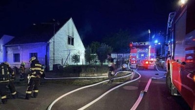 Při požáru v Třebichovicích v neděli večer zemřel muž