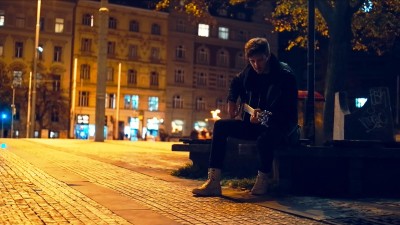 VIDEO: Kladenský muzikant Tauber vydal nový videoklip
