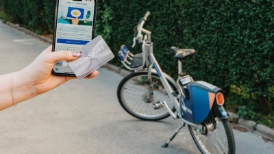 Sd&iacute;len&aacute; kola Neftbike jsou na sv&yacute;ch stanovi&scaron;t&iacute;ch. Je jich v&iacute;ce