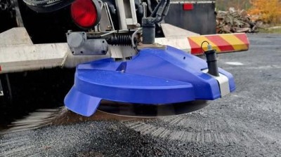 Na Kladné vyjely sypače