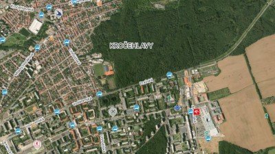 Pod vlivem alkoholu si spletl vchod a dob&yacute;val se v Kročehlavech do ciz&iacute;ho bytu