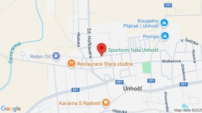 V Unhošti narazil řidič do sloupku s plynem