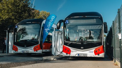 Do ulic míří šestnáct nových elektrobusů. Do šesti let bude kladenská MHD plně elektrifikovaná